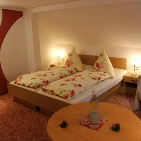 Pension&gasthaus Zschirnsteinbaude Maison d'hôtes 3*